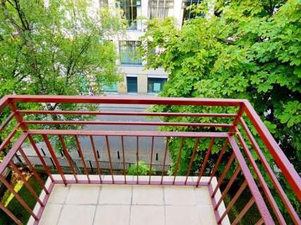 Kawalerka z balkonem i komórką   Kopernika 6