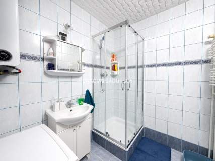 Kawalerka z osobną kuchnią, 37 m , balkon