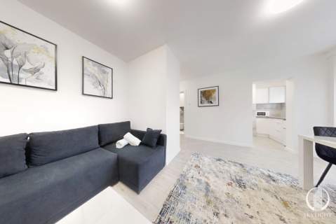 Studio Sienna Metro