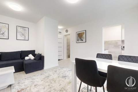 Studio Sienna Metro