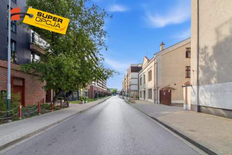 Lokal na siedzibę formy, idealny na kancelarie