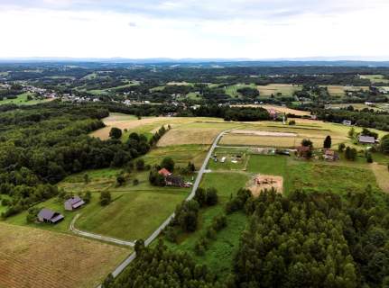 Działka budowlana pod lasem 1730m2, WZ, prąd