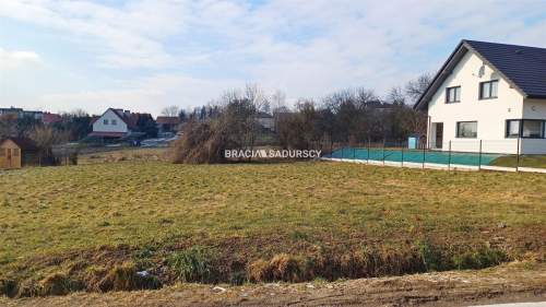 Działka z widokiem na Bramę Bolechowicką