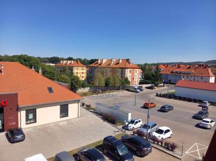 W stylu włoskim - 2 łazienki, 3 sypialnie, salon