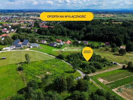 27 AR działki budowlanej w Mnikowie