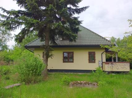 Dom dla rodziny z dużą zieloną działką, POLECAMY