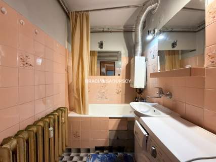 4 osobne pokoje, balkon, oddzielna kuchnia