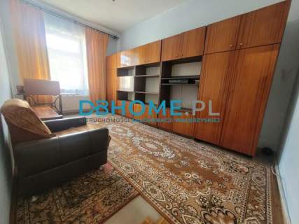 3pok/65m2/kamienica po remoncie/2mieszkania