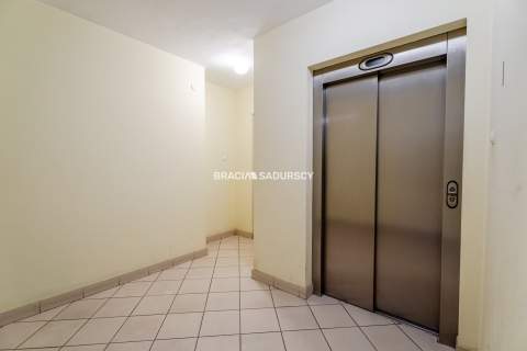 3-POKOJOWE, BALKON, ATRAKCYJNA LOKALIZACJA