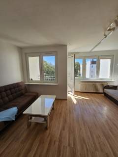 Kawalerka w centrum miasta 3piętro ,balkon
