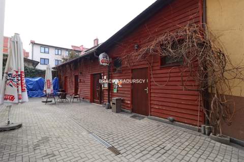 Nieruchomość komercyjna na sprzedaż, 350 m2, Miechów