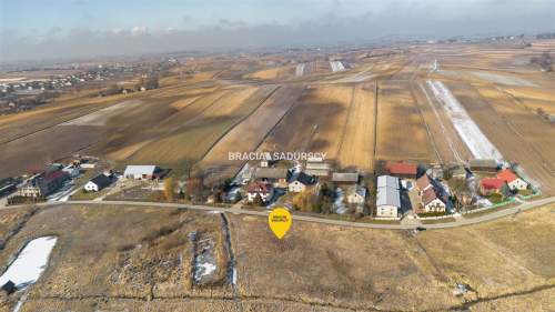 Budowlana, płaska, dojazd 25 min do Krakowa 