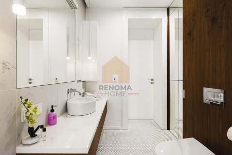 Apartament 33piętro SkyTower 98,20 m2