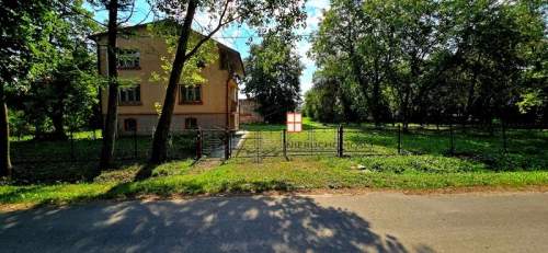 Łazy, Radymno - dom z dużym ogrodem