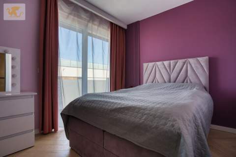 Apartament z ogródkiem i tarasem na dachu Węgrzce