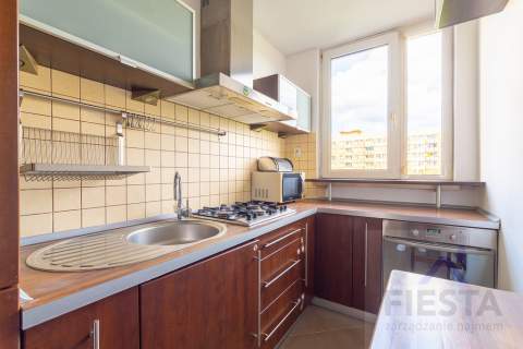 Targówek 37,3 m2 dwa pokoje balkon metro
