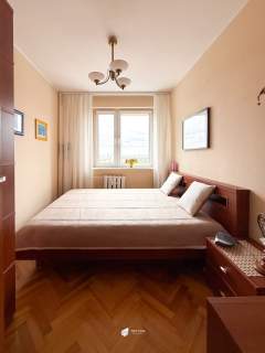 PIĄTKOWSKA 3POK USTAWNE ŁADNE BALKON WINDA CISZA