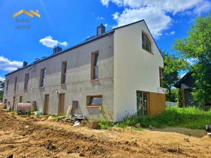 Dom z ogrodem 96 m 2 miejsca w cenie
