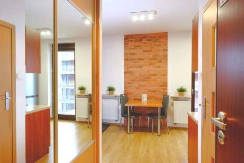 Bielany 31 m sypialnia balkon 8m2 Metro