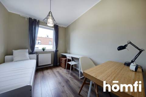 3 pokoje 60 m2 balkon garaż