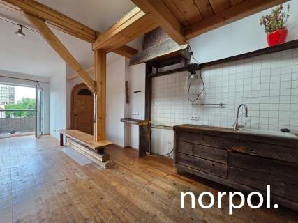 Biernackiego, Krowodrza, 111 m2 w kamienicy, balkon