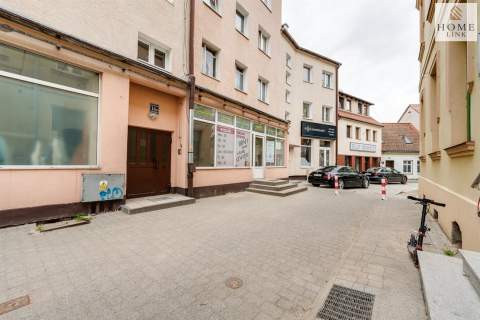 Lokal w centrum Biskupca na sprzedaż