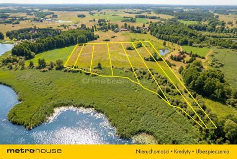 Działki nad jeziorem Łaźno