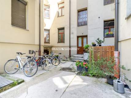lokal 76m2, Kremerowska przy Karmelickiej