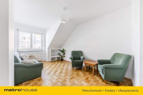 37,6 m 2 pokoje Strzeżone osiedle Gocław