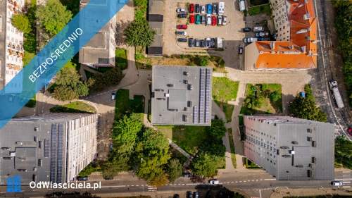 3 pokoje z balkonem w bloku z windą
