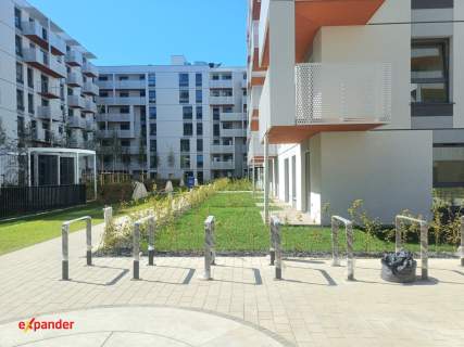 Wschód - duża loggia -widok na plac miejski