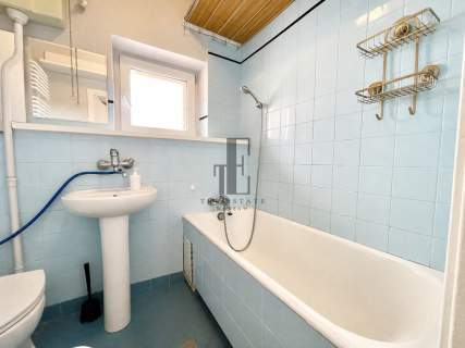 Plac Zawiszy Inwestycyjne Balkon Piwnica