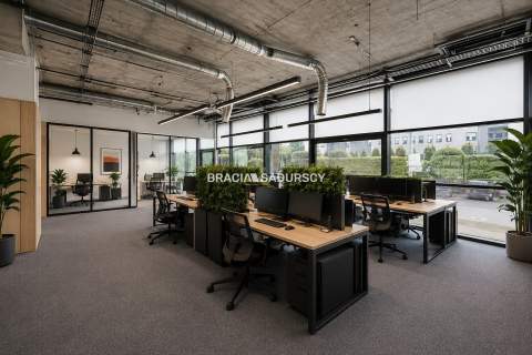 Wykończony lokal biurowy 154 m do wynajęcia