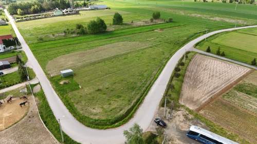 Wyjątkowa działka budowlana w Górno- Parcele
