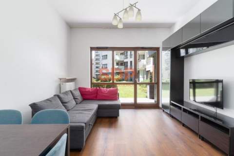Rondo Daszyńskiego . apartamentowiec . taras . 2009 . 2 pok,...