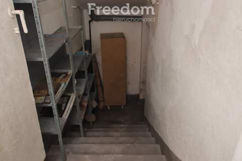 Samodzielny lokal z działką i garażem Koło