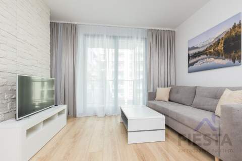Komfortowy apartament 29 m2 na Woli blisko metra