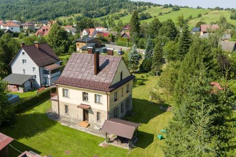 Klimatyczny dom w Jeleśni z dużą działką