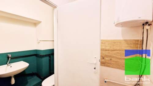 Górna / Dąbrowa - lokal na parterze 20m2