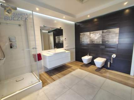 Przestronny apartament 128 m z 2 balkonami Cent