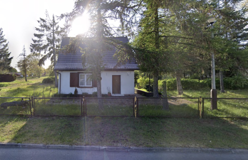 Domek do remontu 70 m2, działka 4 ary, 300 metrów od plaży