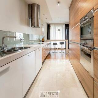 Apartament 104 m2 w centrum Lublina 3 sypialnie 2 mca postojowe