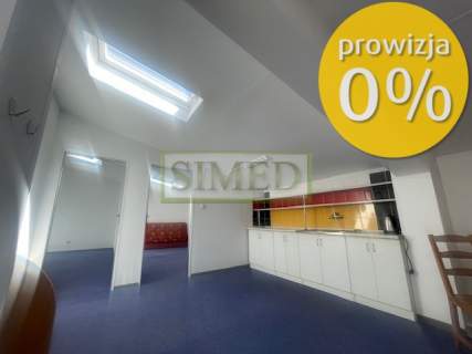 Poddasze,skosy,winda,otwarte przestrzenie,dostęp24