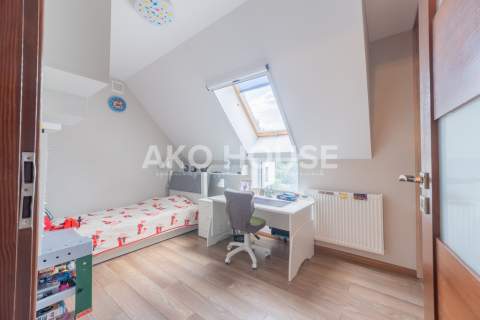 DOM szeregowy Ciołkowskiego Garaż Taras-20 m2