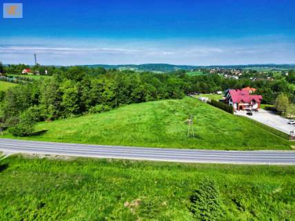 Duża działka przy trasie na Nowy Sącz - potencjał inwestycyjny