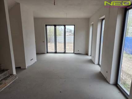 Nowy DOM 85m2- STRADOM
