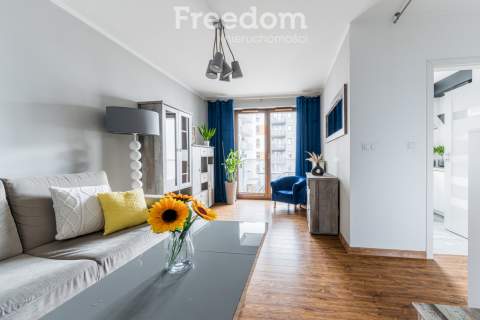 2 pokoje, balkon,PKP Grochów, SWPS, Przeworska 2B.