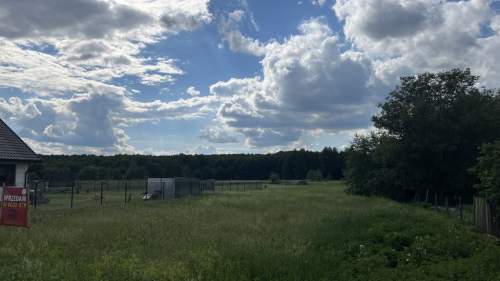 Działka 0,45 ha Uściąż 5 km od Kazimierza Dolnego.