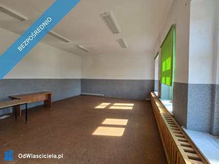 Stara Szkoła. Budynek inwestycyjny na Mazurach.