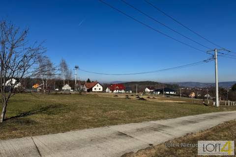Działka 13,5 ara z panoramą na miasto, Poręba Mała